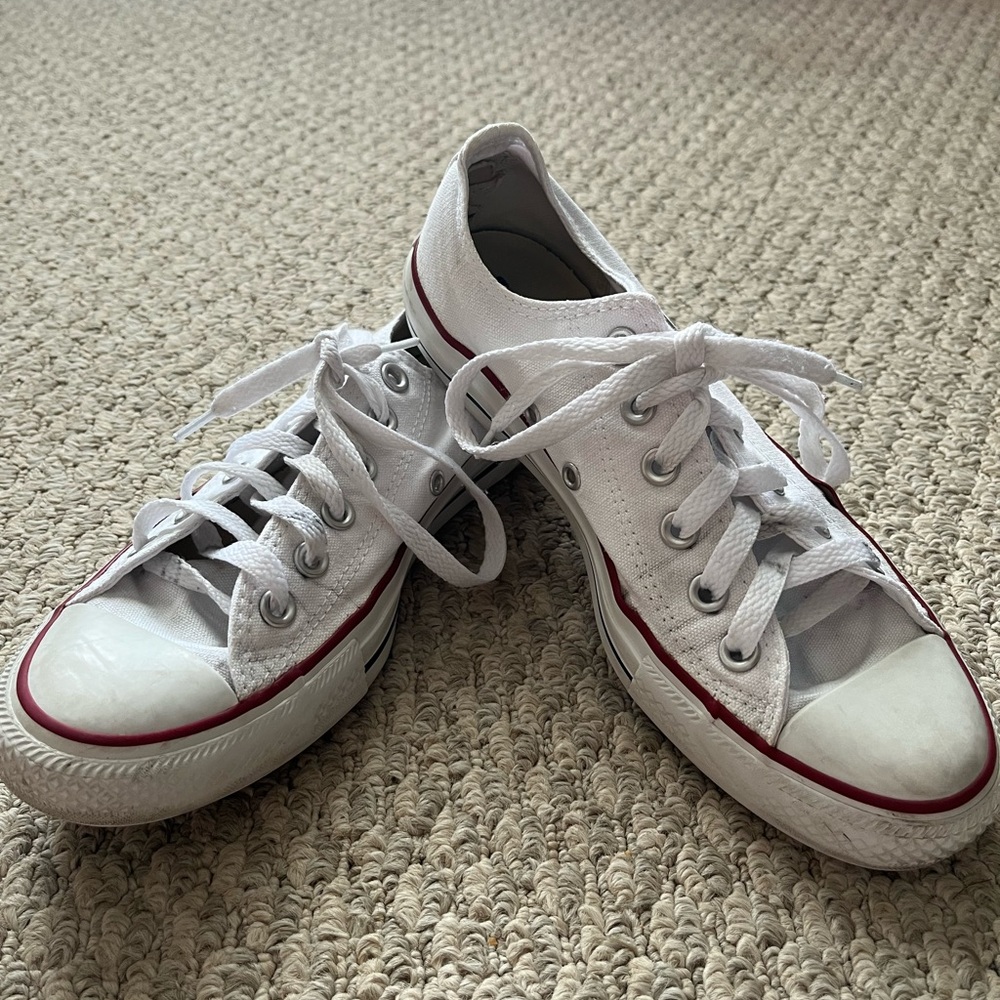 White All Star Converse